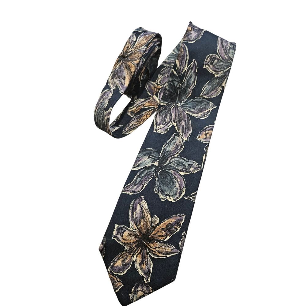 vintage Etienne Aigner men's floral necktie navy blue silk 90s
